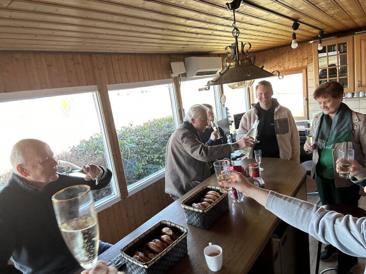 Weisswurstfrühstück am Flugplatz ETSI